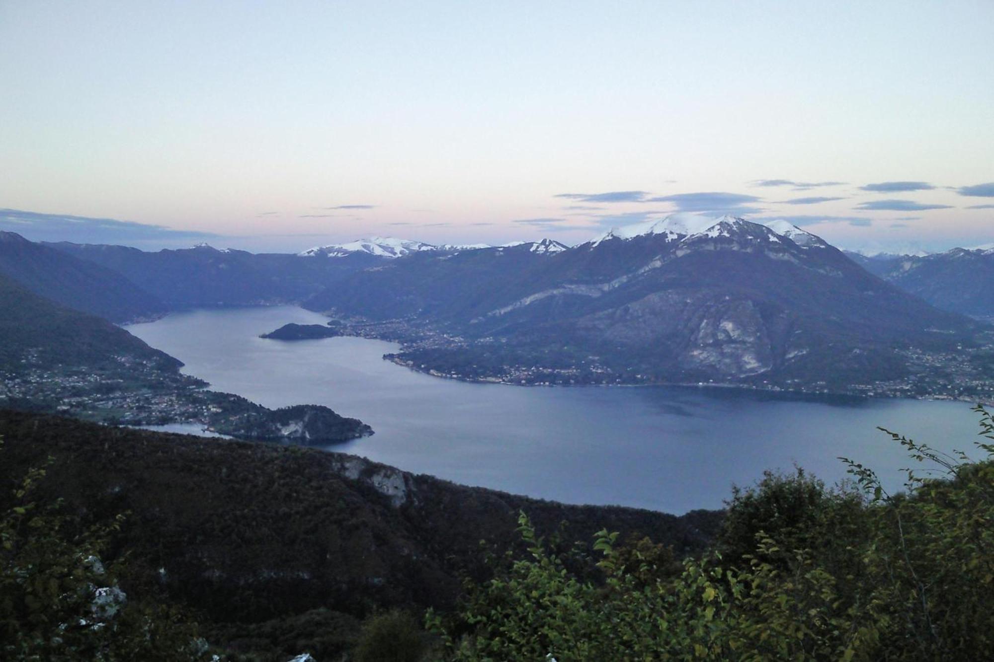 Casa Busso - Happy Rentals Esino Lario Екстериор снимка