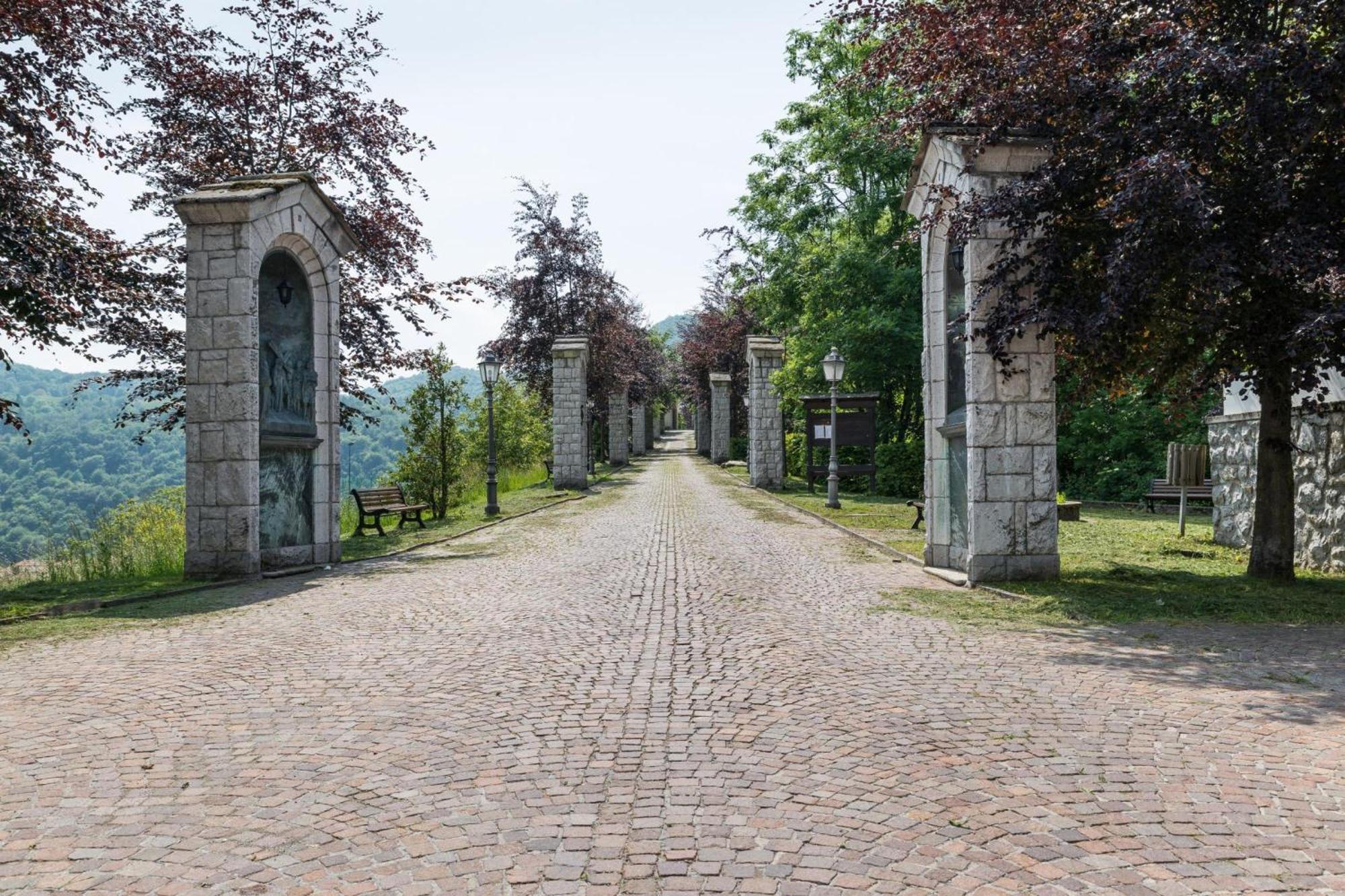 Casa Busso - Happy Rentals Esino Lario Екстериор снимка