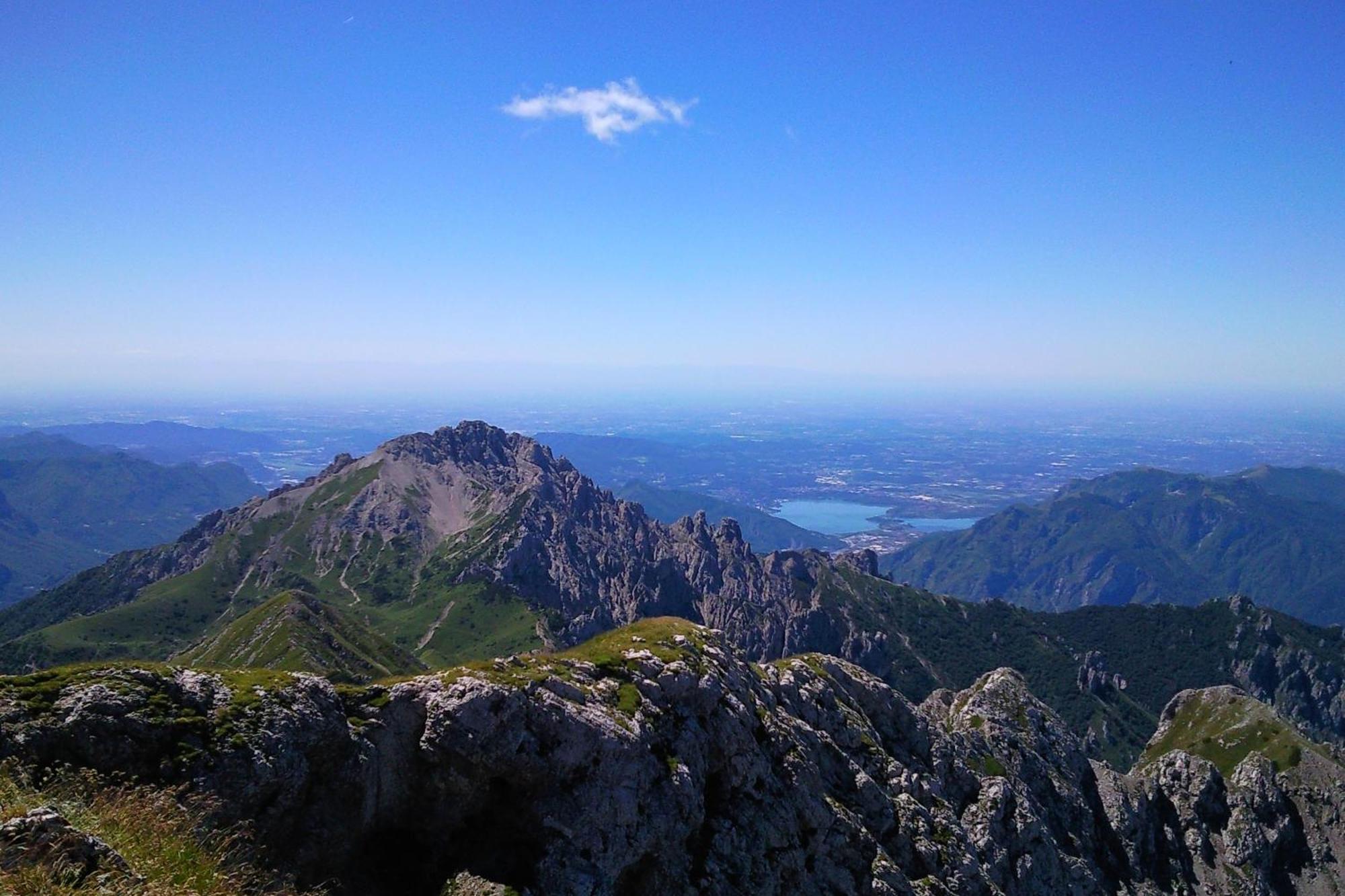 Casa Busso - Happy Rentals Esino Lario Екстериор снимка