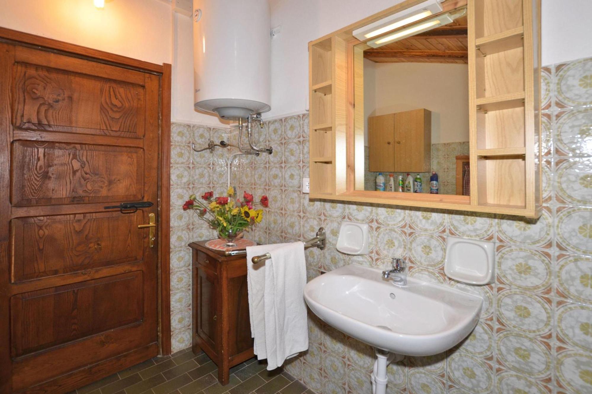 Casa Busso - Happy Rentals Esino Lario Екстериор снимка